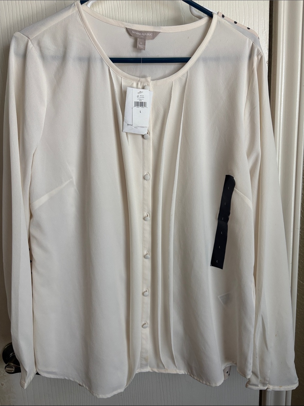Banana Republic Women's Cream Button-Front Blouse